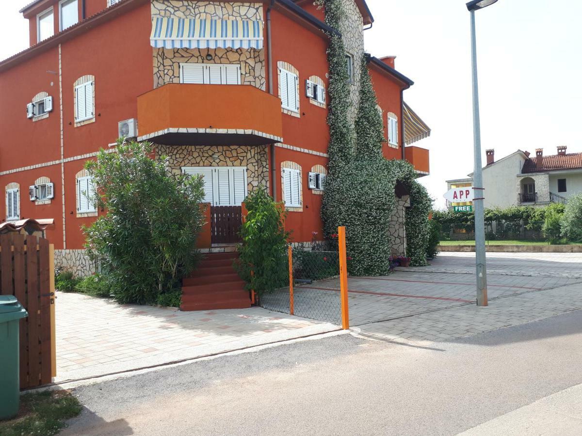 Apartments Dugonjic 우마그 외부 사진